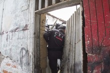 Operativo entre las autoridades golpea tres bodegas del &lsquo;mercado negro&rsquo; de autopartes