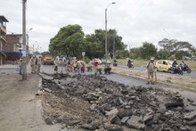 Jornada de &ldquo;Bacheton&rdquo; intervendr&aacute;  28 kil&oacute;metros en la Avenida Sim&oacute;n Bol&iacute;var y calle 16 8