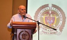 En cumbre de oficiales de la Polic&iacute;a, Armitage llama a trabajar desde lo social, para alcanzar el bienestar y el progreso del pa&iacute;s