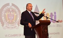 En cumbre de oficiales de la Polic&iacute;a, Armitage llama a trabajar desde lo social, para alcanzar el bienestar y el progreso del pa&iacute;s