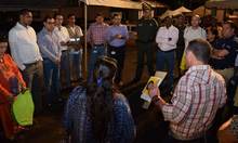 Alcald&iacute;a de Cali y vecinos de la comuna 19, juntos para recuperar alrededores del Coliseo El Pueblo