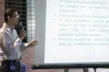 Habitantes de la comuna 21 siente que vale la pena madrugar con el Alcalde