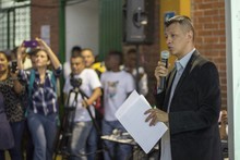 Habitantes de la comuna 21 siente que vale la pena madrugar con el Alcalde