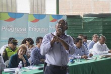 Habitantes de la comuna 21 siente que vale la pena madrugar con el Alcalde