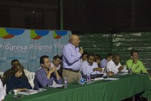 Habitantes de la comuna 21 siente que vale la pena madrugar con el Alcalde