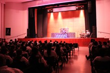 Ni&ntilde;os de comunas TIO o zonas vulnerables de Cali se gozaron presentaci&oacute;n de teatro