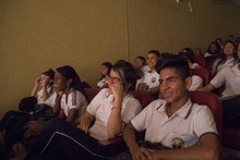 Los estudiantes de los colegios de la ciudad tambi&eacute;n disfrutan del Festival Internacional de Teatro de Cali 2017