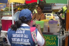 Reforzados operativos de control en el centro de Cali: 16 establecimientos y 23 kioscos fueron inspeccionados