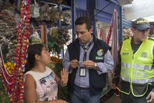 Reforzados operativos de control en el centro de Cali: 16 establecimientos y 23 kioscos fueron inspeccionados