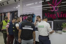 Reforzados operativos de control en el centro de Cali: 16 establecimientos y 23 kioscos fueron inspeccionados