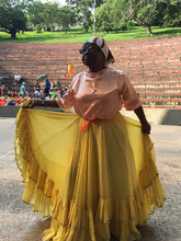 Para promover cultura no importan las canas sino las ganas: Mar&iacute;a &Aacute;ngulo