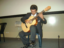 Jueves del Sam&aacute;n con su variada oferta cultural, trae a Enrique Mill&aacute;n