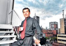 Jueves del Sam&aacute;n con su variada oferta cultural, trae a Enrique Mill&aacute;n