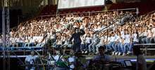 Mil ni&ntilde;os le cantaron a la naturaleza y a la ciudad en el Coliseo El pueblo