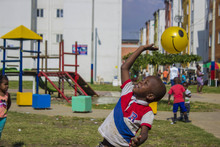 El proyecto habitacional R&iacute;o Cauca, donde se han reasentado 720 familias est&aacute; de cumplea&ntilde;os