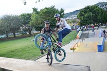 M&aacute;s de 40 deportistas extremos se tomaron la Unidad Alberto Galindo