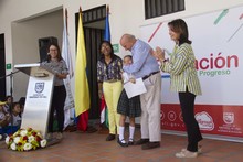 La Instituci&oacute;n educativa 20 de julio estrena la sede  Cristina Serrano De Lourido  totalmente remodelada