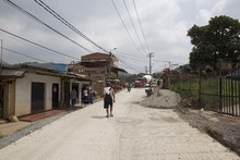Habitantes de Montebello dejan en el pasado las v&iacute;as polvorientas y de herradura