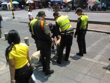 Toma preventiva de la polic&iacute;a en el centro de Cali