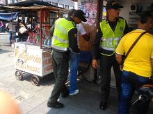 Toma preventiva de la polic&iacute;a en el centro de Cali