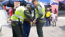 Toma preventiva de la polic&iacute;a en el centro de Cali