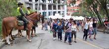 Quinientos mil feligreses ascendieron a los cerros tutelares en los d&iacute;as santos