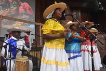 La oralidad emprendi&oacute; el camino en el Festival `Petronio &Aacute;lvarez&acute;