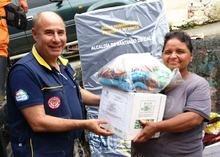 Entregan asistencia humanitaria a comunidad afectada por lluvias