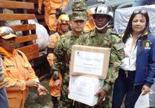 Entregan asistencia humanitaria a comunidad afectada por lluvias