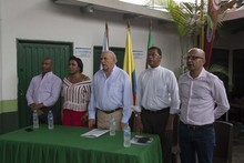 Dejaron la calle para ingresar a las Aulas