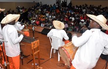R&iacute;os de historias y mar de saberes: Buenaventura tiene la palabra