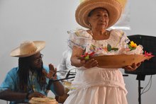 El  Petronio agit&oacute; la marea en Buenaventura 5