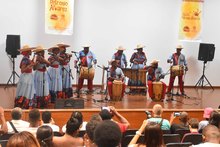 El  Petronio agit&oacute; la marea en Buenaventura 21