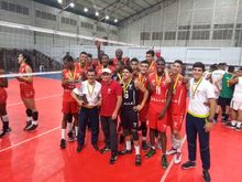 En femenino y masculino, cale&ntilde;os se coronan campeones nacionales de voleibol