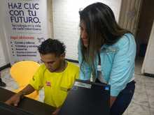 Ex habitantes de calle en proceso de resocializaci&oacute;n emprenden conocimiento en nuevas tecnolog&iacute;as