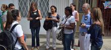 Puerta a puerta la Secretar&iacute;a de Educaci&oacute;n de Cali sensibiliz&oacute; a habitantes del oriente en el D&iacute;a Nacional contra el trabajo infantil 