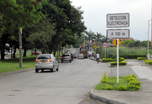 Listas las se&ntilde;ales que advierten ubicaci&oacute;n de c&aacute;maras de foto detecci&oacute;n en Cali