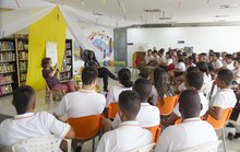 Arte y poes&iacute;a, fuerzas impulsoras del esp&iacute;ritu que permiten cambiar el mundo: &Aacute;ngela Tello