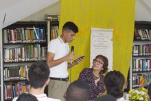 Arte y poes&iacute;a, fuerzas impulsoras del esp&iacute;ritu que permiten cambiar el mundo: &Aacute;ngela Tello