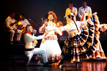 50 a&ntilde;os del Grupo de Danzas Carmen L&oacute;pez, de Univalle 2