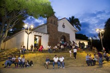 Con cultura y deporte, cale&ntilde;os y turistas redescubrieron San Antonio