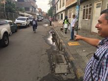 En recorrido del alcalde Armitage se proyect&oacute; que programa Adoquines rehabilitar&aacute; v&iacute;as de la Comuna 11