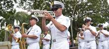 La banda marcial de la Fuerza Naval del Pac&iacute;fico se luci&oacute; en la Plaza de Cayzedo de Cali
