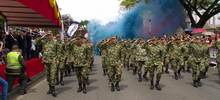 Cali se visit&oacute; de orgullo patrio durante el desfile del D&iacute;a de la Independencia
