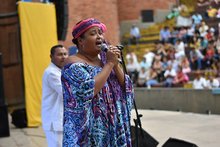 Cale&ntilde;os celebraron el orgullo de ser colombianos en el Teatro al Aire Libre Los Cristales