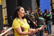 Cale&ntilde;os celebraron el orgullo de ser colombianos en el Teatro al Aire Libre Los Cristales