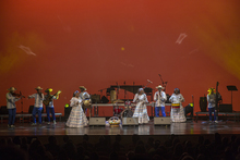 Lanzamiento del Petronio &Aacute;lvarez llen&oacute; hasta el techo el Teatro Mayor Julio Mario Santo Domingo