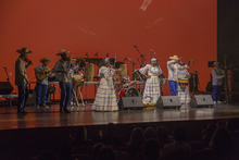 Lanzamiento del Petronio &Aacute;lvarez llen&oacute; hasta el techo el Teatro Mayor Julio Mario Santo Domingo