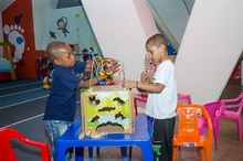 Disfrute gratis de las Vacaciones Recreativas en la Ludoteca Fija