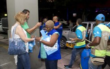 De eso tan bueno no dan tanto 06